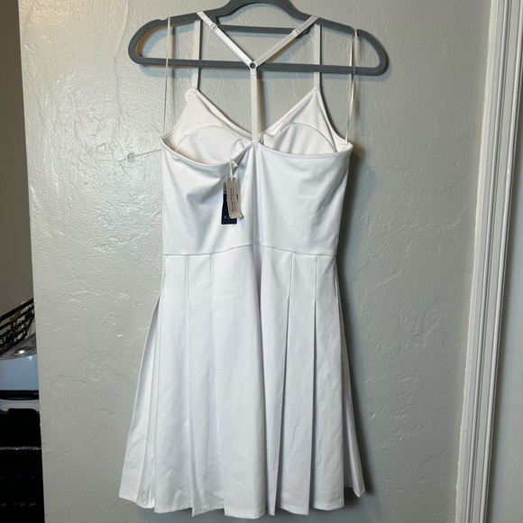 Tommy Bahama White Tennis Golf Racquet & Paddle Dress NWT - Picture 4 of 7